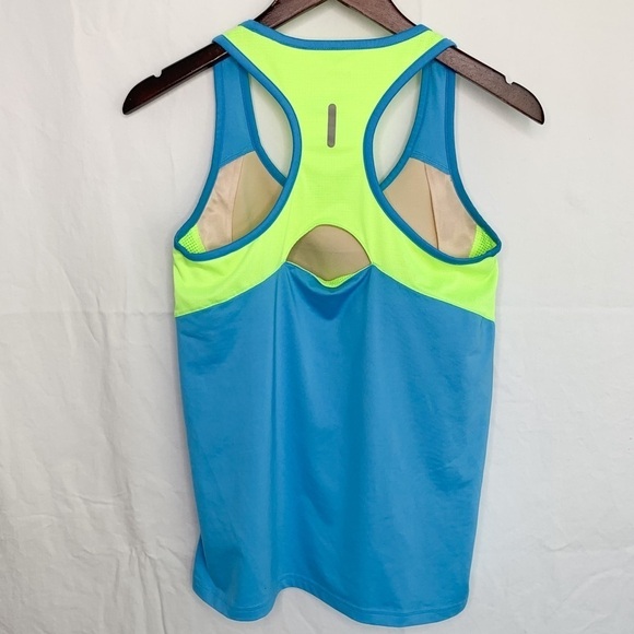 🦩2/$25 Reebok / Racer back active wear tank - Picture 5 of 8